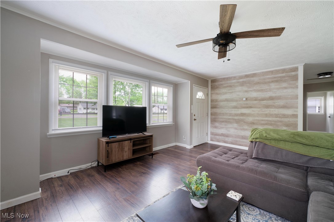 2364 Clearview Avenue, Warren, Ohio image 3
