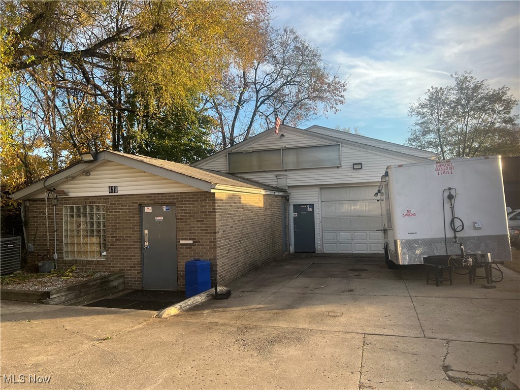 Boyle - Commercial Sale