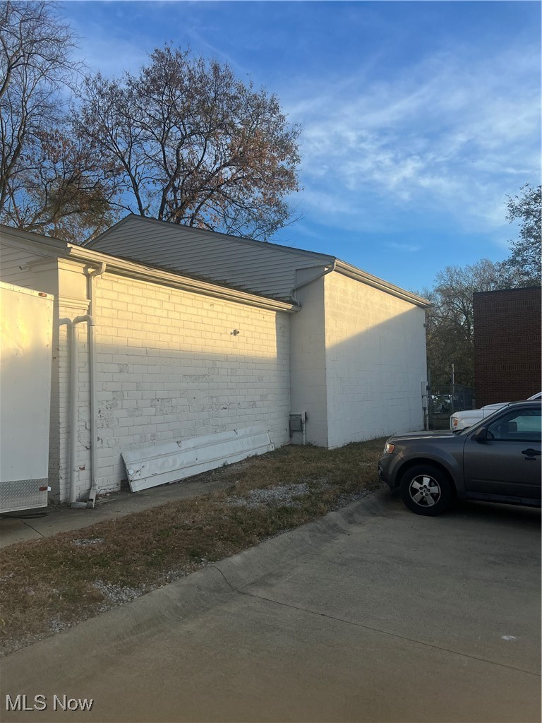 Boyle - Commercial Sale