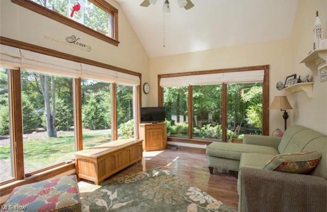 In Quail Hollow 8 - Residential