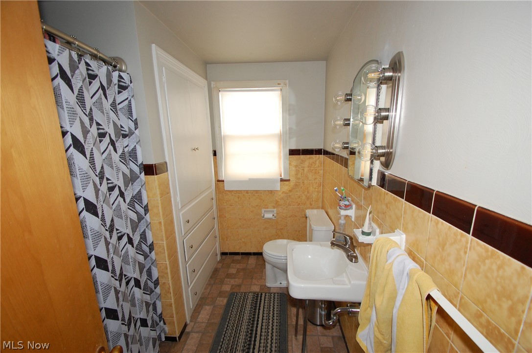 Valley Streams - Residential Income