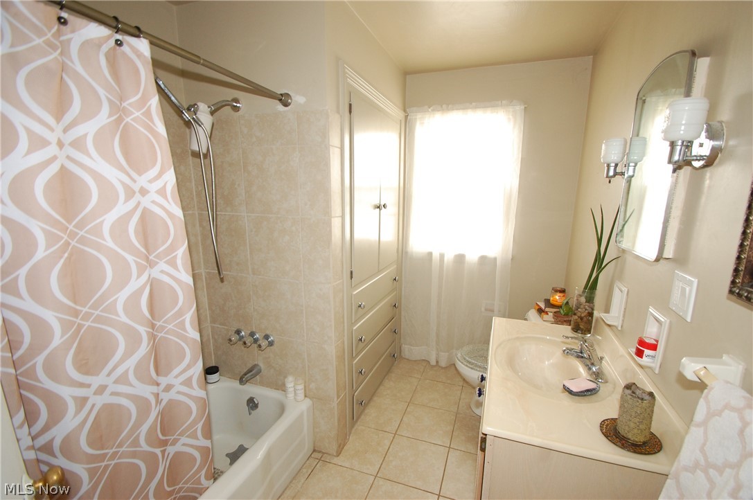 Valley Streams - Residential Income