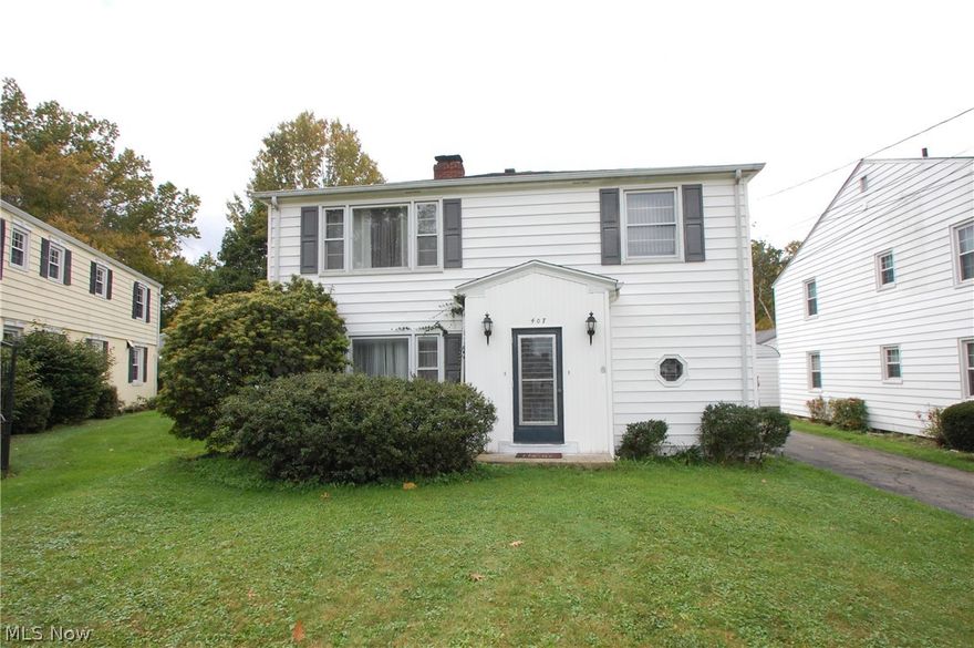 Up and down vinyl sided duplex on a nice quiet location. Each unit has a living room, eat in kitchen w/appliances, 1 bedroom and 1 full bath. Living room 15x12, Kitchen 15x12, bedroom 15x11, same size on second floor. There is a full basement with washer and dryer, separate gas , elec and water meters. There are 2 new gas HWT, one new furnace and one older furnace the older furnace has central air the other one does not. Recent updates include furnace, HWT, roof shingles, plumbing, sump pump bath fixtures and paint. Owner is occupying both spaces currently.