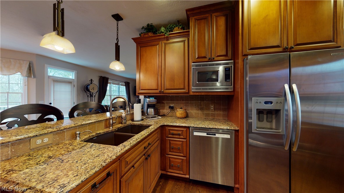 Rolling Hills - Residential