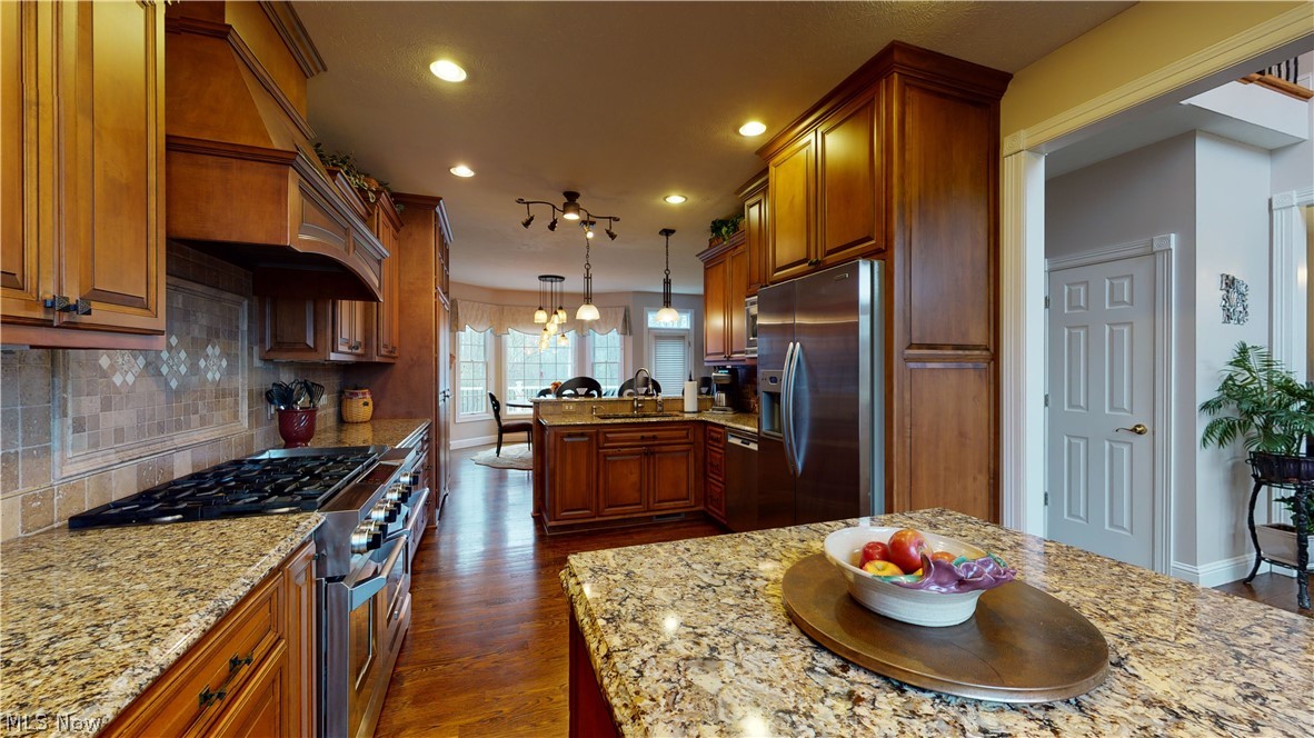 Rolling Hills - Residential