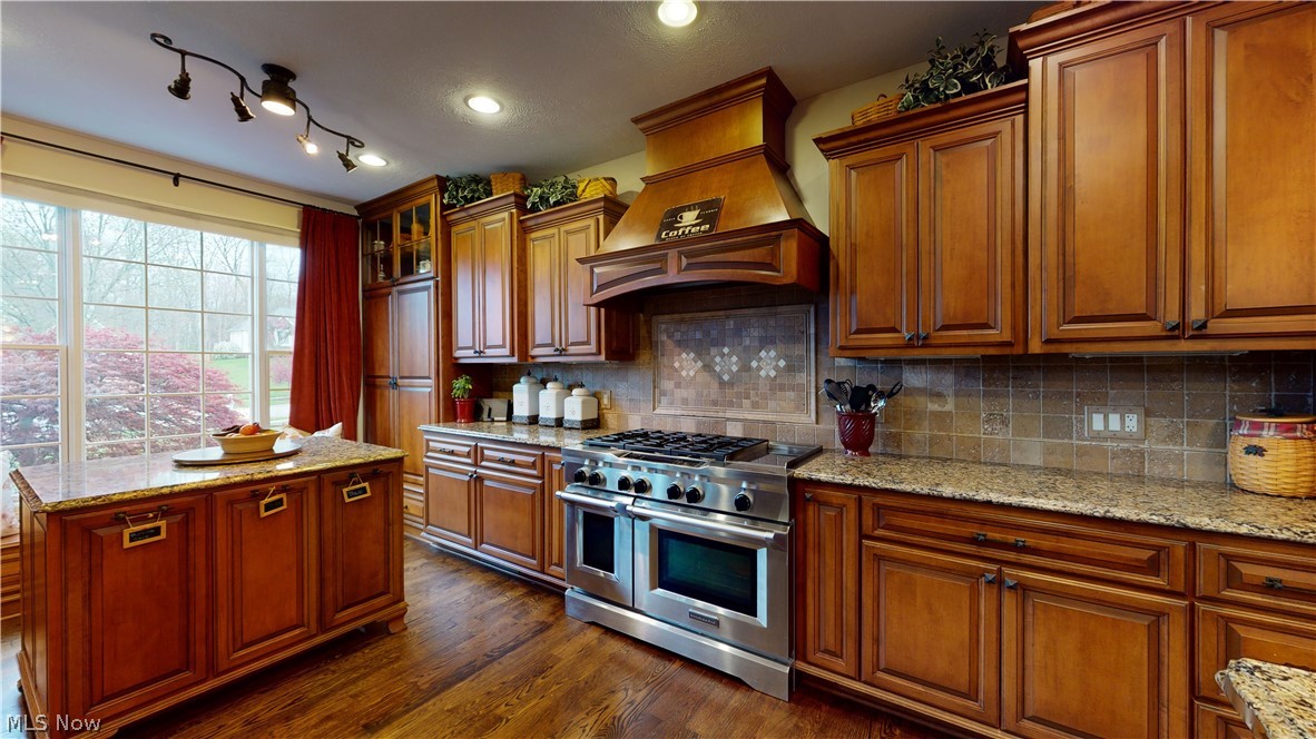 Rolling Hills - Residential