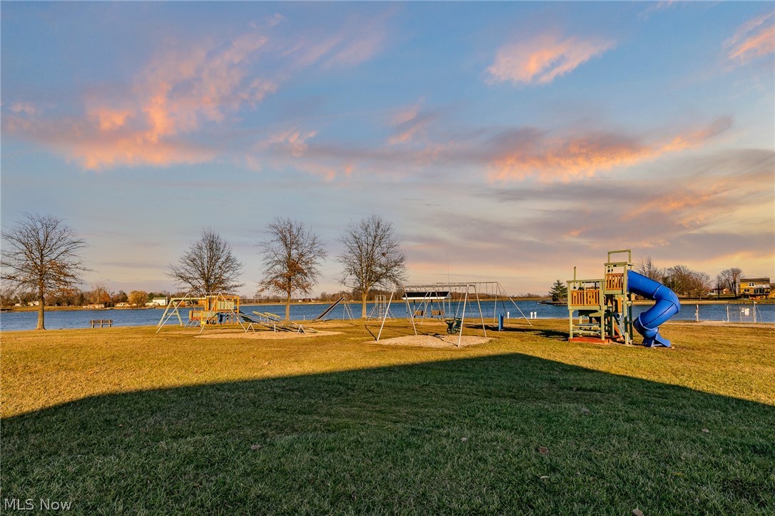 Cinnamon Lake - Residential