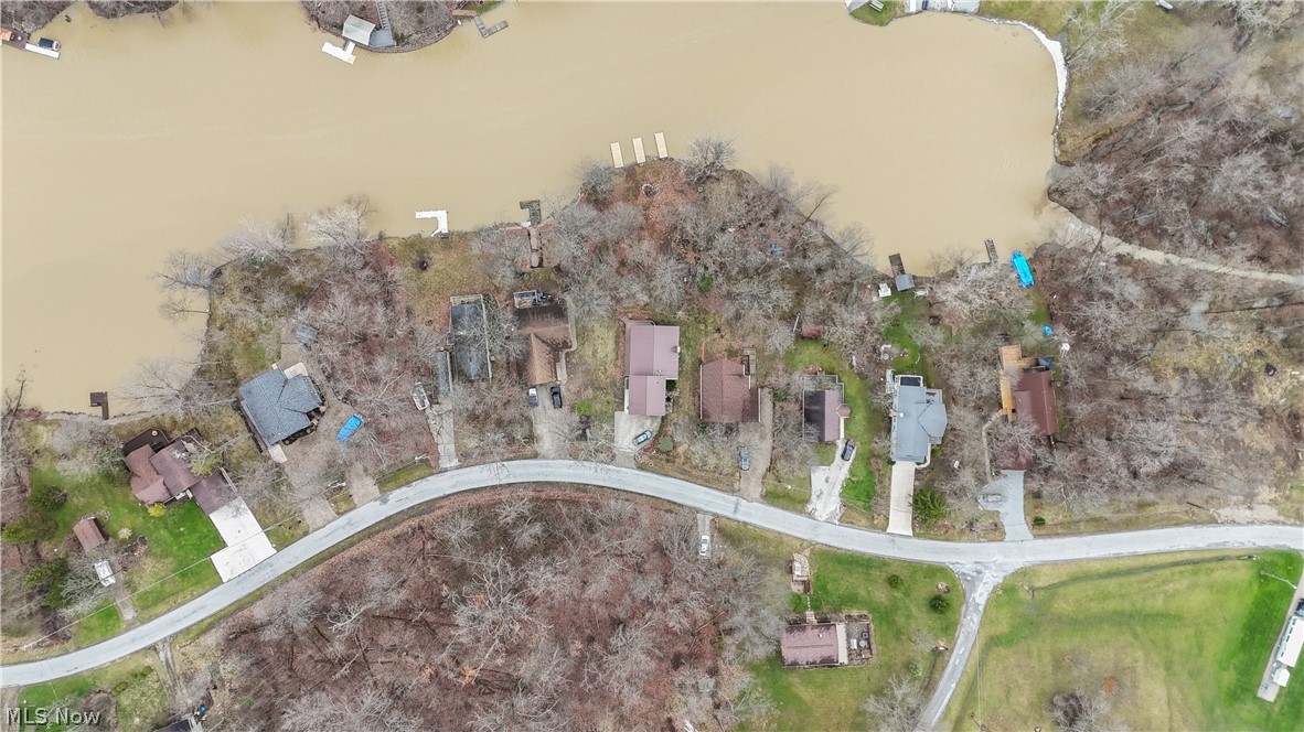 Cinnamon Lake - Residential