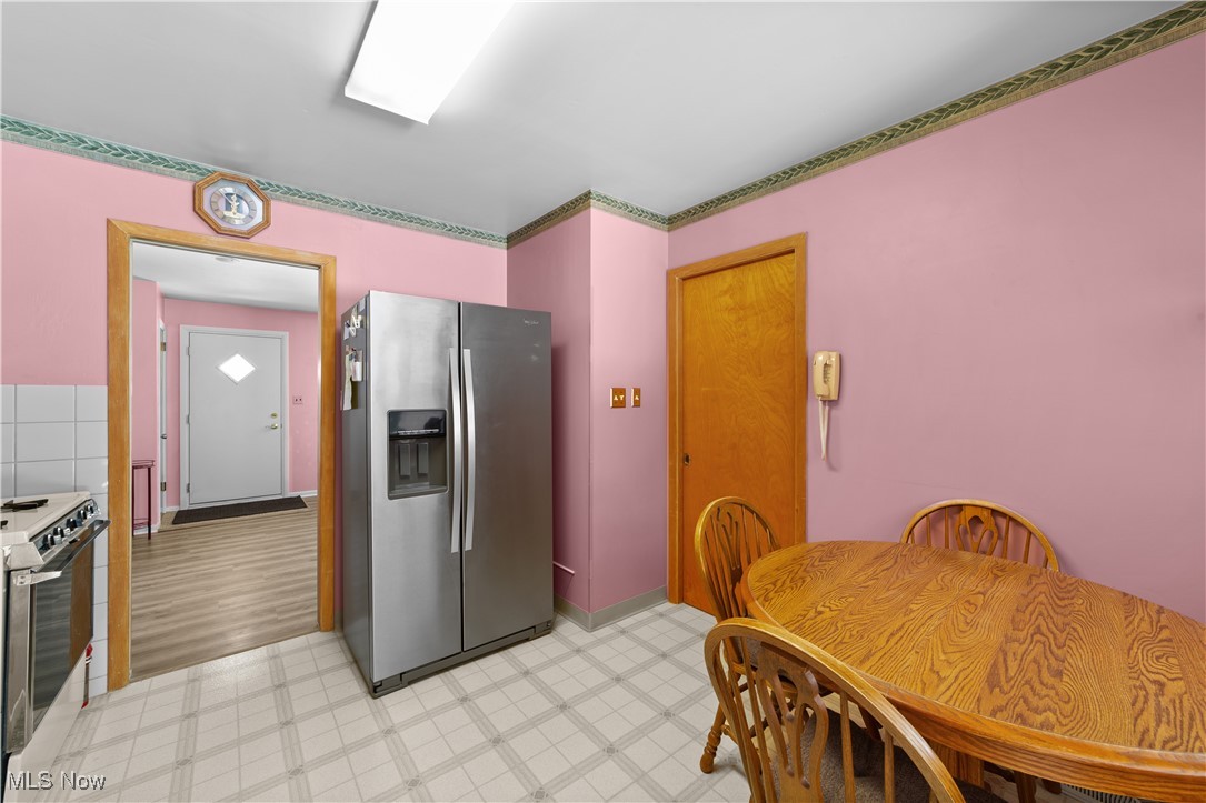 1070 Westwood Drive, Willoughby, Ohio image 15