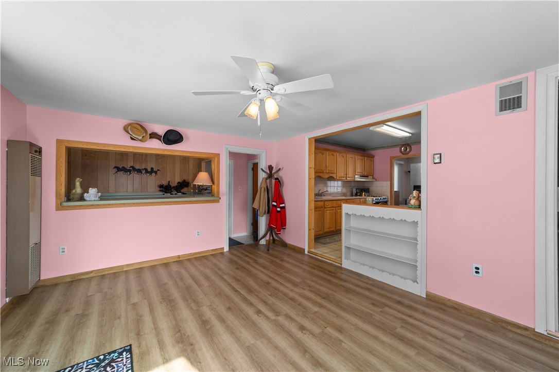 1070 Westwood Drive, Willoughby, Ohio image 19