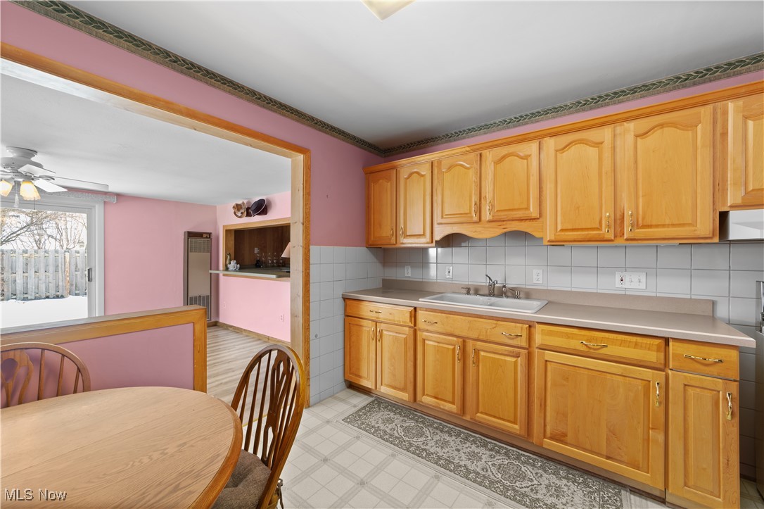 1070 Westwood Drive, Willoughby, Ohio image 14
