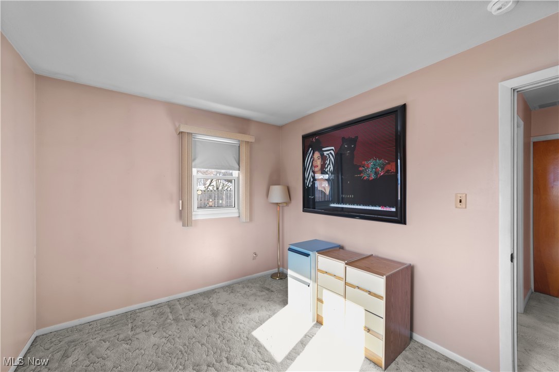 1070 Westwood Drive, Willoughby, Ohio image 12