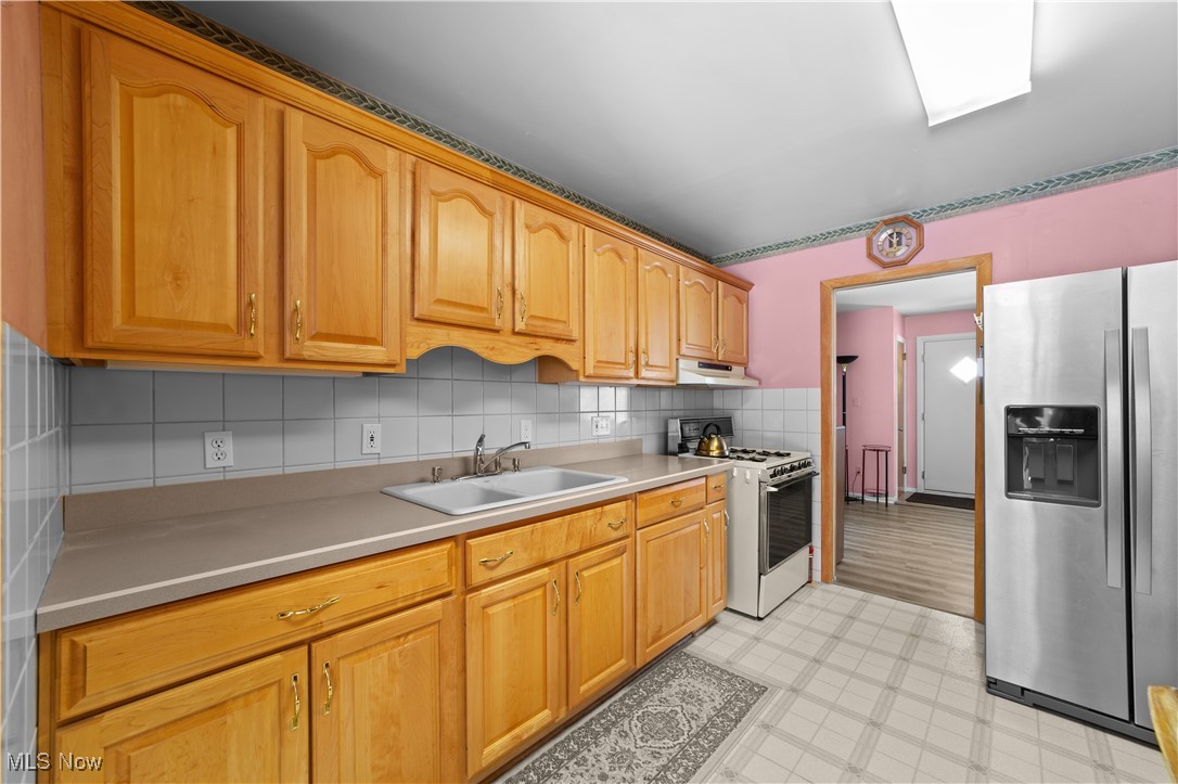 1070 Westwood Drive, Willoughby, Ohio image 17