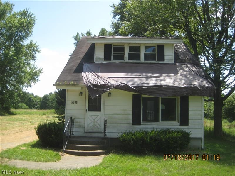 Ready for renovation. Dining room with French doors to deck. Kitchen with Maple cabinets. This property is eligible under Freddie Mac First Look Initiative through 8/1/8/17. Sold AS IS. Buyer to verify all information. Buyer or buyer's agent responsible to check with Building, Zoning, EPA, DEA, Tax Dept or any other requirement for intended use. Buyer to pay for all inspections. Earnest money to be a Cashier's check. Subject to clear title.