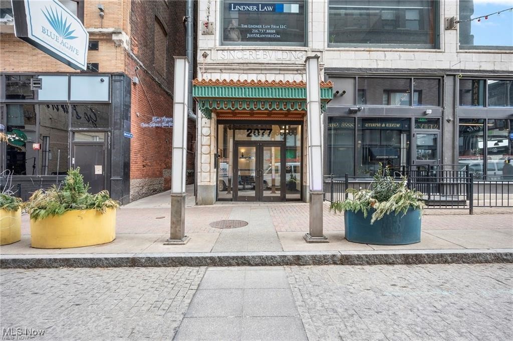 Sincere Bldg Condo - Residential Lease