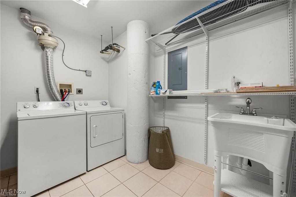 Sincere Bldg Condo - Residential Lease