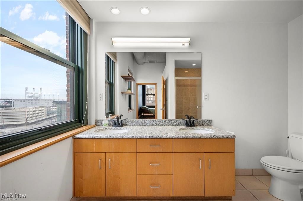 Sincere Bldg Condo - Residential Lease