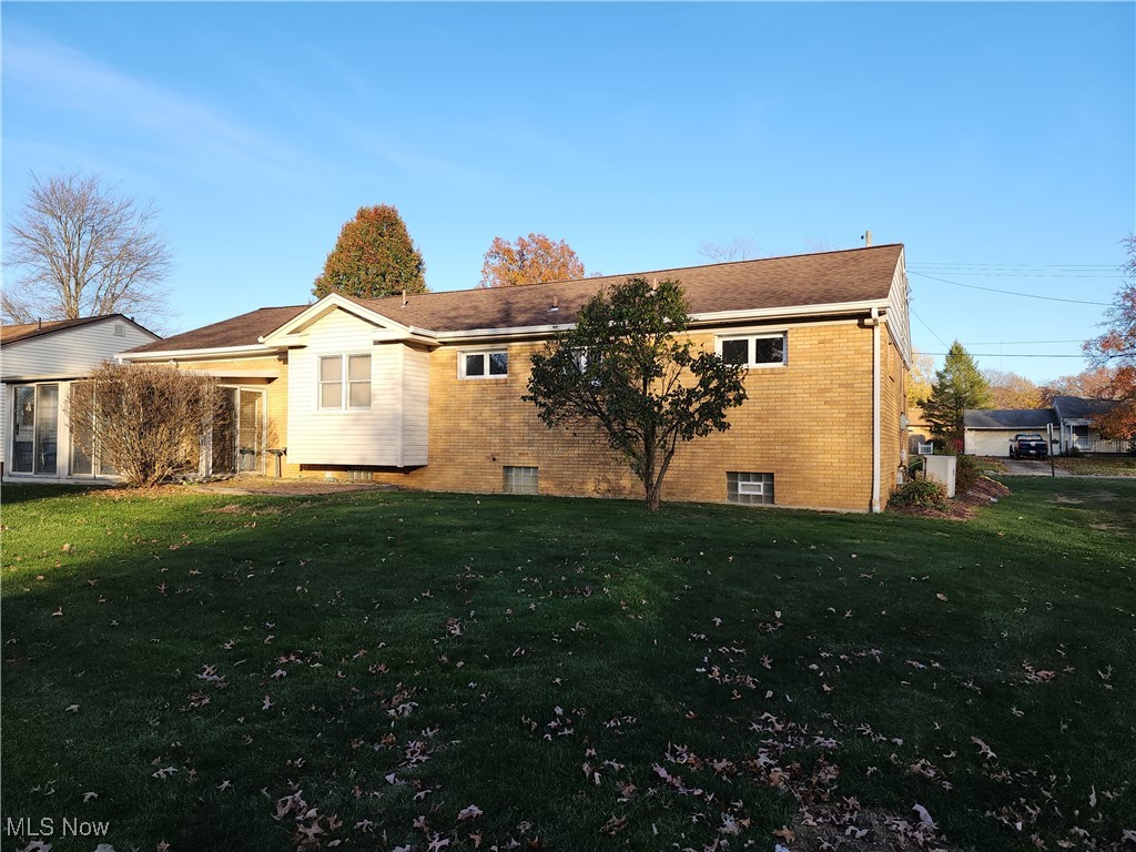 4036 Cascade Drive, Youngstown, Ohio image 37