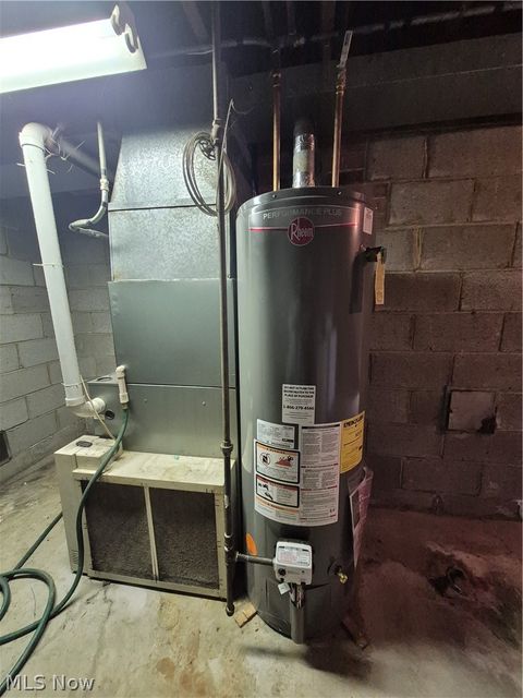 Tiny photo for 1093 E Schaaf Road, Independence, OH 44131 (MLS # 5190145)