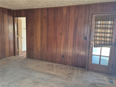 Tiny photo for 1093 E Schaaf Road, Independence, OH 44131 (MLS # 5190145)