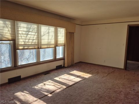 Tiny photo for 1093 E Schaaf Road, Independence, OH 44131 (MLS # 5190145)