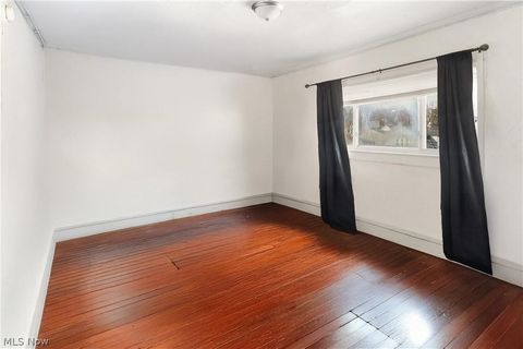 Tiny photo for 511 Brown Street, Akron, OH 44311 (MLS # 5202792)