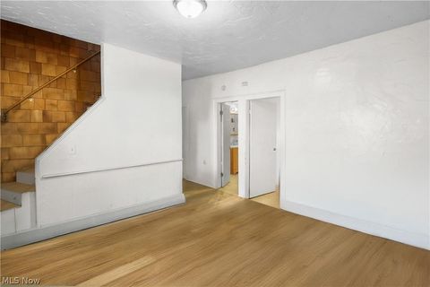 Tiny photo for 511 Brown Street, Akron, OH 44311 (MLS # 5202792)