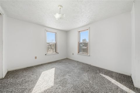 Tiny photo for 333 Lloyd Street, Akron, OH 44301 (MLS # 5184928)