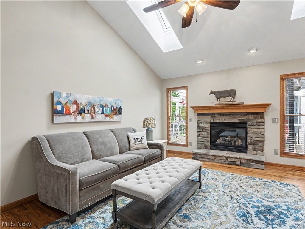 Photo of 568 Breiton Circle, Barberton, OH 44203 (MLS # 5212168)