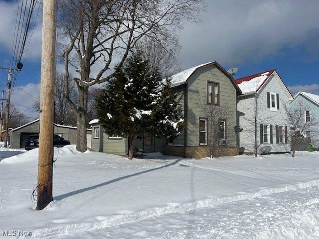 Photo of 519 Sterling Avenue, Dover, OH 44622 (MLS # 5184383)