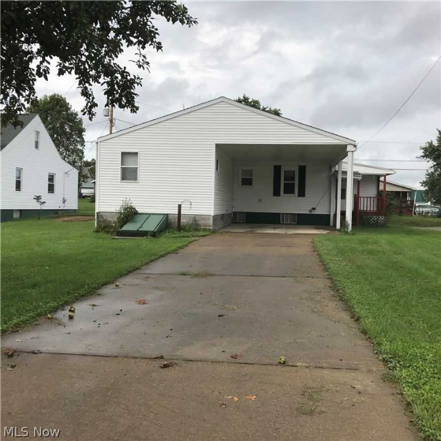 Well maintained  2 bedroom 1 1/2 bath home with a nice yard and quiet location in the town of Caldwell , The property offers 2 Storage sheds , full walk out basement , newer windows , siding , large carport with 11 ft ceiling . Master bedroom with full bath , 1/2 bath as  hook ups for washer and dryer . Could move to the basement and put in a shower to make a full bathroom . There is original  hardwood in the second bedroom. Closed in porch leading into the kitchen.  Gas heat , central air , public water and sewer , make a nice started home or for someone wanting to down size . Driveway is located in the back of the house off of Fowler St