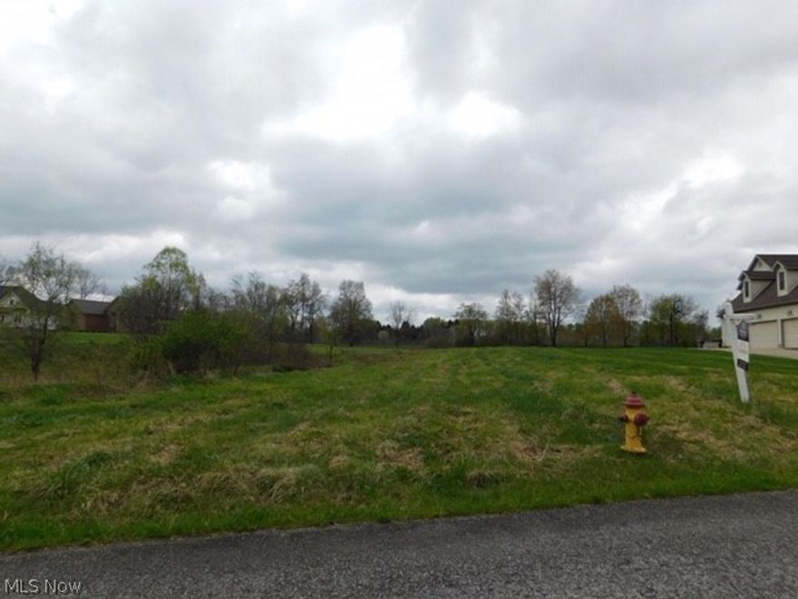 Welcome to 'The Landings' lot #10.  Use your own builder with approval from developer.  Square footage restrictions - 1500/one story, 1800/two story, 1700/master down.  Architectural Control Committee to review plans for approval.