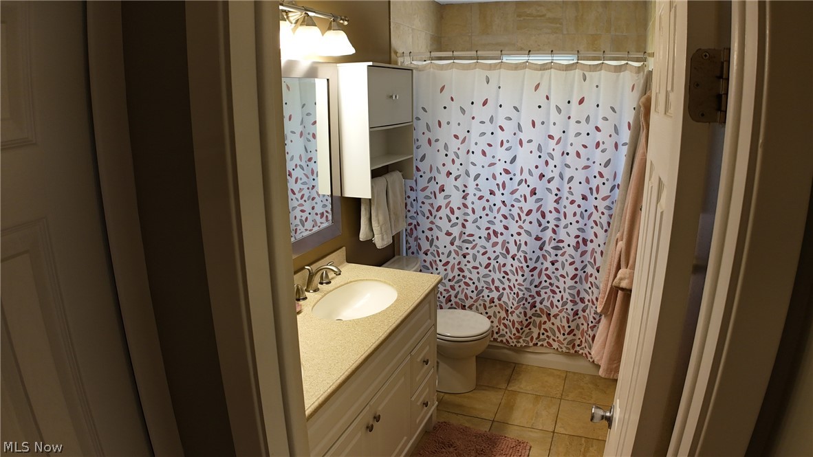 Drost-Simon Hms Inc Strongsvil - Residential