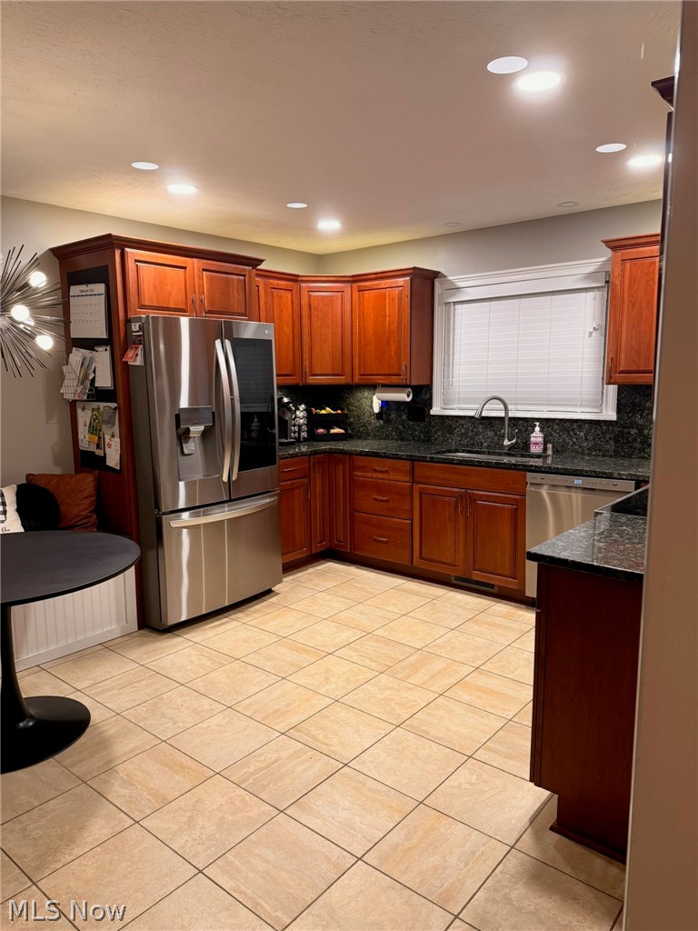 Drost-Simon Hms Inc Strongsvil - Residential