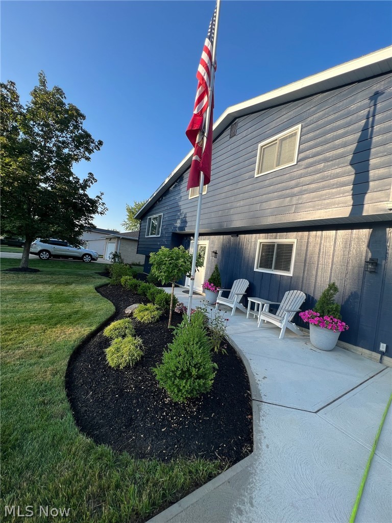 Drost-Simon Hms Inc Strongsvil - Residential