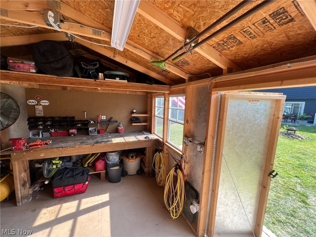 Drost-Simon Hms Inc Strongsvil - Residential