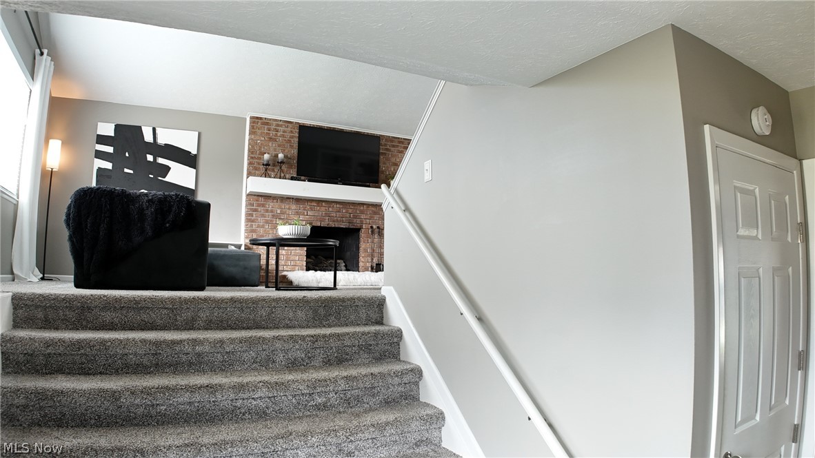 Drost-Simon Hms Inc Strongsvil - Residential