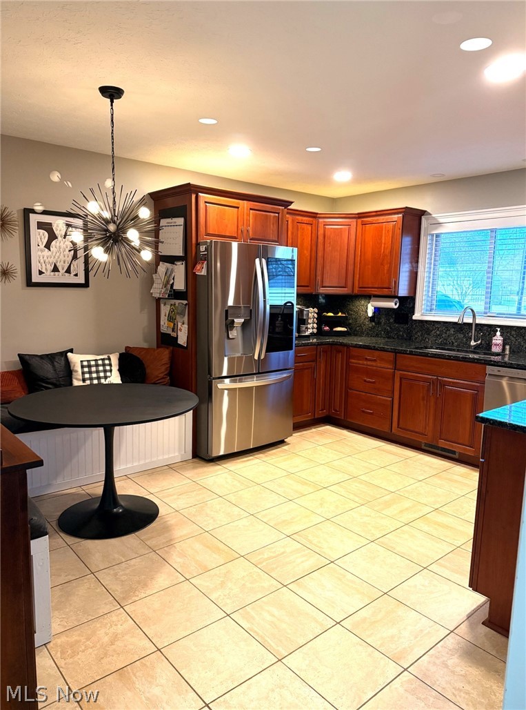 Drost-Simon Hms Inc Strongsvil - Residential