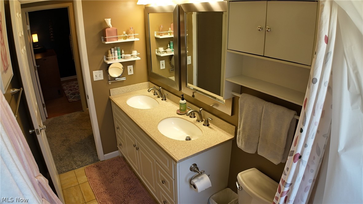 Drost-Simon Hms Inc Strongsvil - Residential