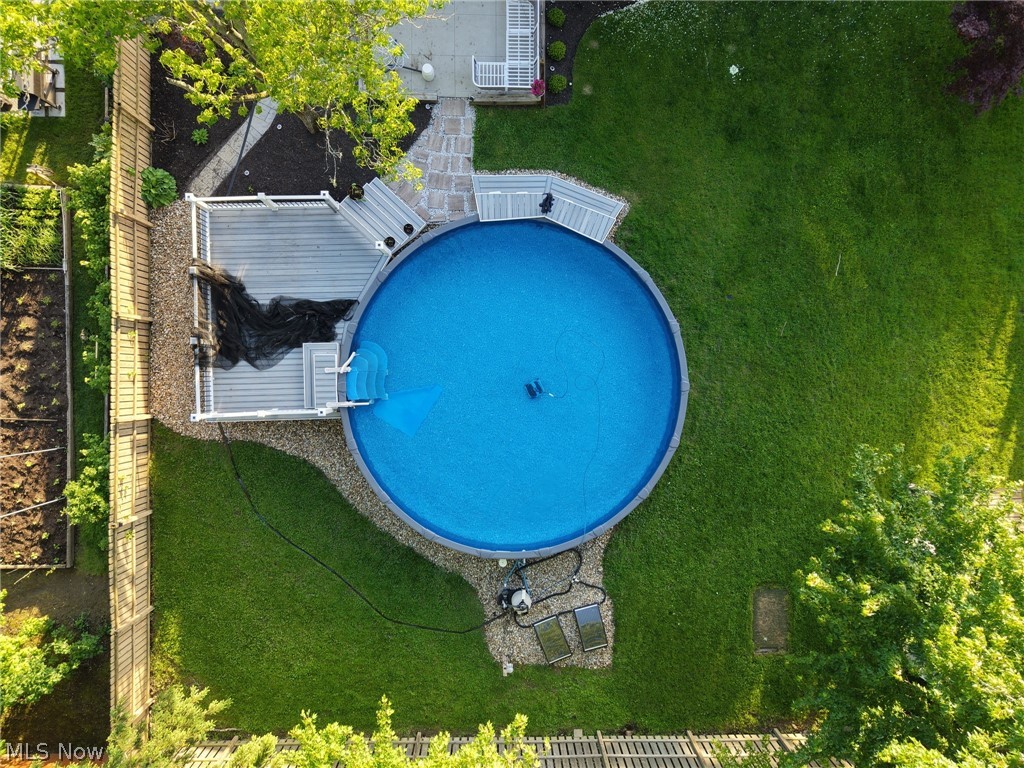 Drost-Simon Hms Inc Strongsvil - Residential