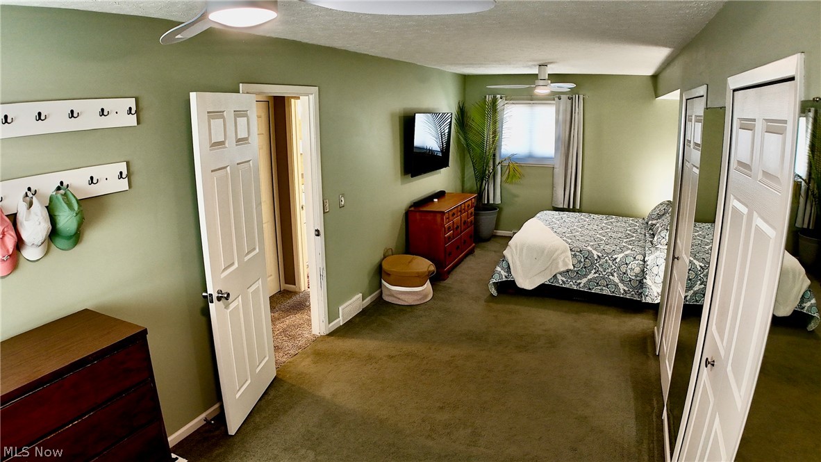 Drost-Simon Hms Inc Strongsvil - Residential