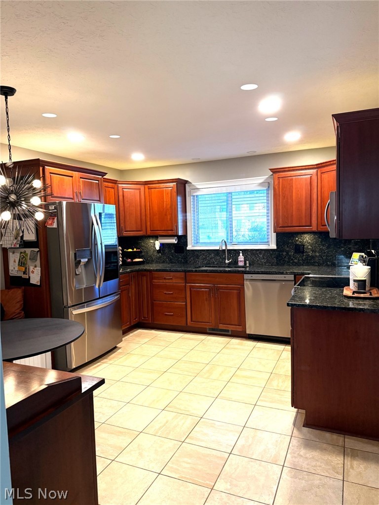 Drost-Simon Hms Inc Strongsvil - Residential