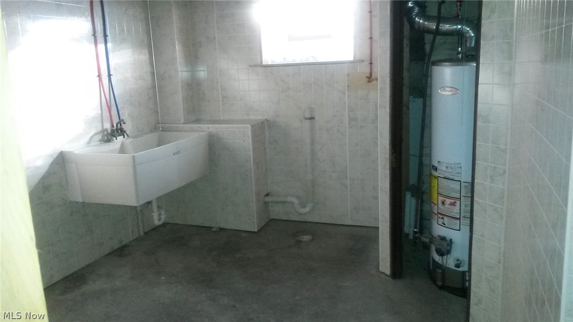 Halls Heights - Residential Lease