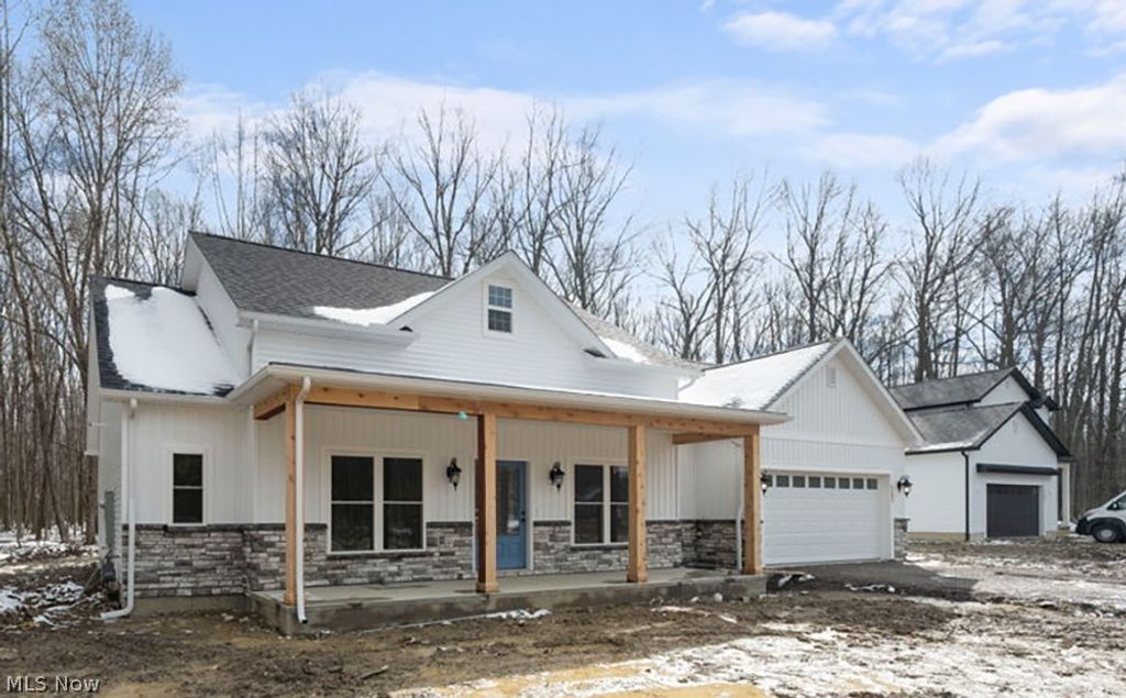 Photo of 5269 Century Bay Avenue, Ashtabula, OH 44004 (MLS # 5215946)