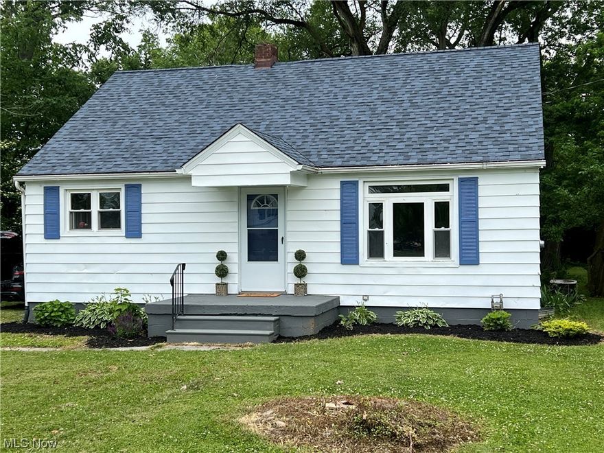 AMHERST SCHOOLS!  Welcome home to this newly renovated 3bedroom 1 bathroom charming cape cod style home with huge (over an acre) lot close to schools, hospitals, shopping, dining, highways.  First floor included new white shaker cabinets, all new stainless steel appliances.  Living room features large front window with ample natural lighting.  2 bedrooms on the main floor.  Upstairs has additional bedroom and loft area. Full basement, recently painted with waterproofing paint.  NEW roof, fixtures, flooring, carpet and many more updates. Home Warranty included. Schedule your showing today!