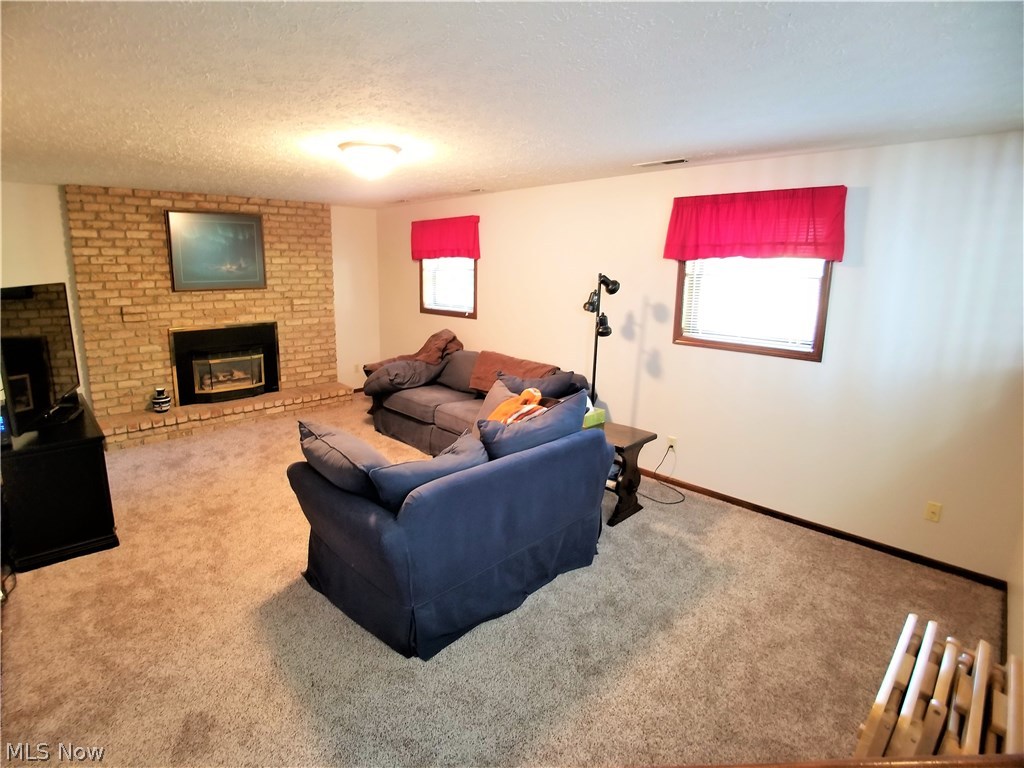 Pine Knoll Estates - Residential