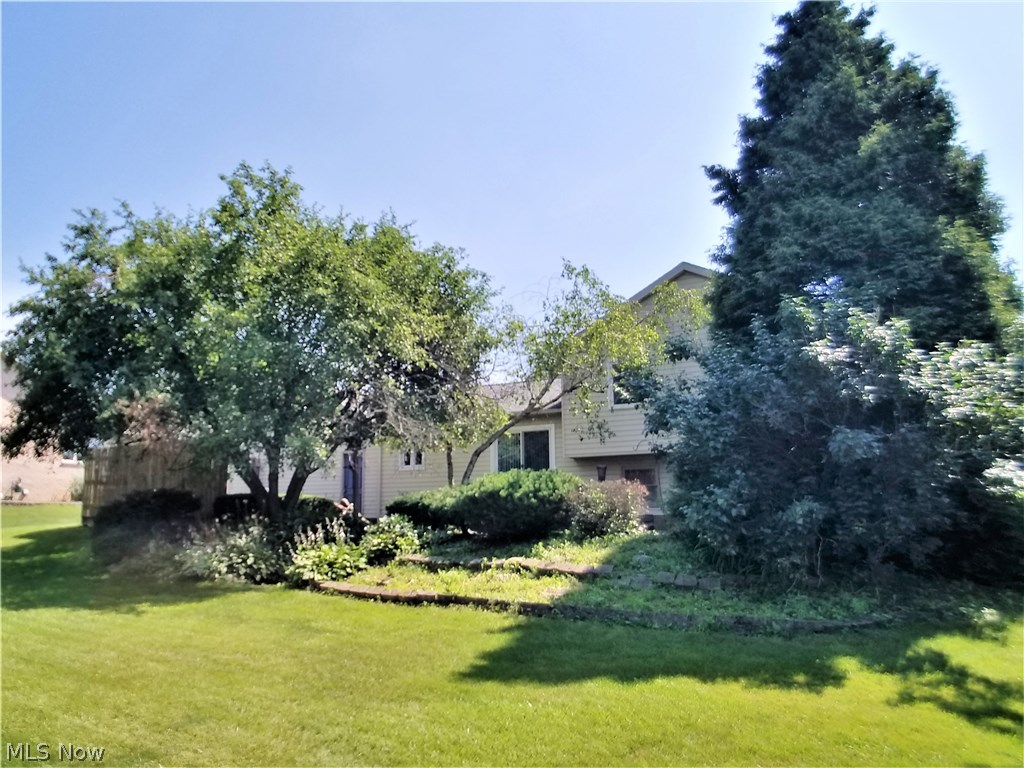 Pine Knoll Estates - Residential