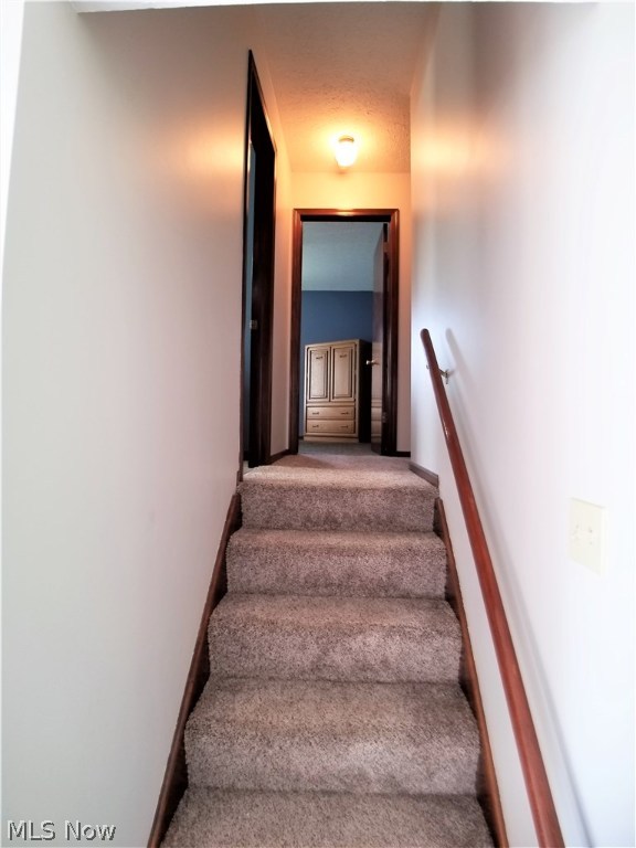 Pine Knoll Estates - Residential