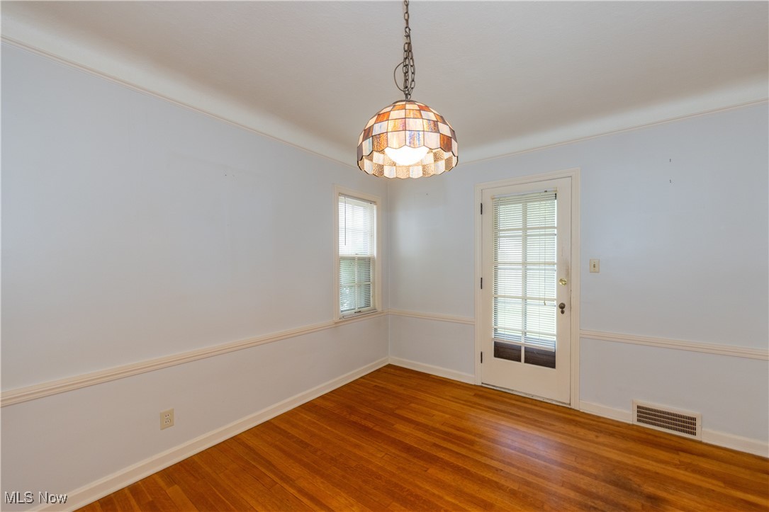 University Heights, Ohio 44118, United States, 3 Bedrooms Bedrooms, ,2 BathroomsBathrooms,Residential,Pending,153549