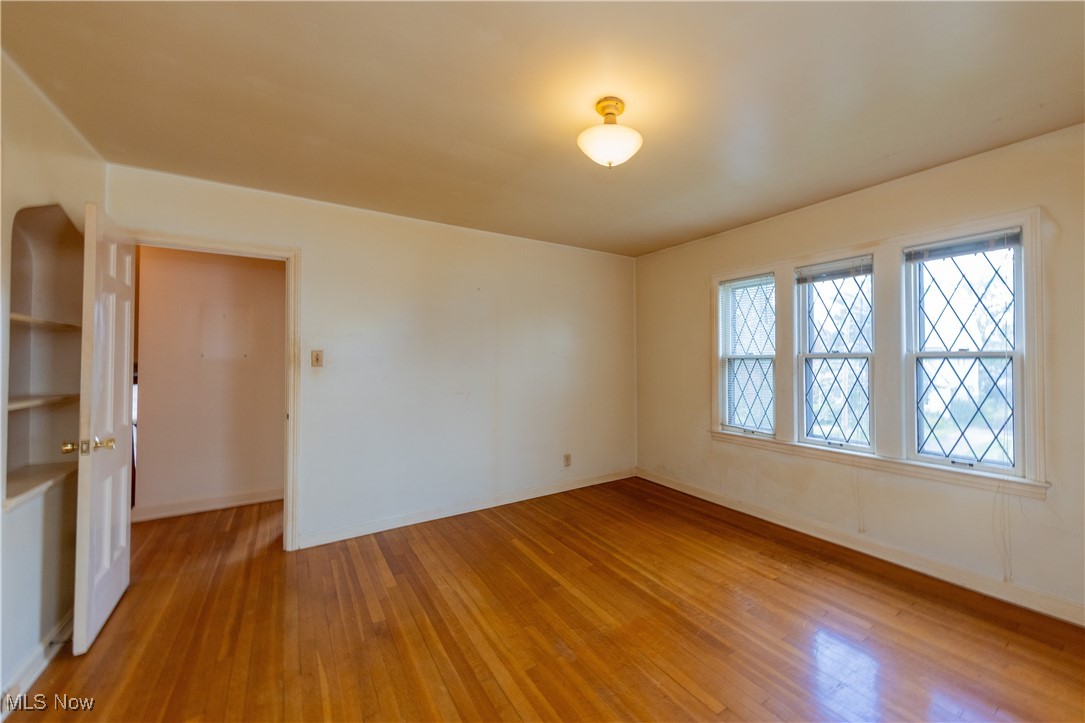 University Heights, Ohio 44118, United States, 3 Bedrooms Bedrooms, ,2 BathroomsBathrooms,Residential,Pending,153549